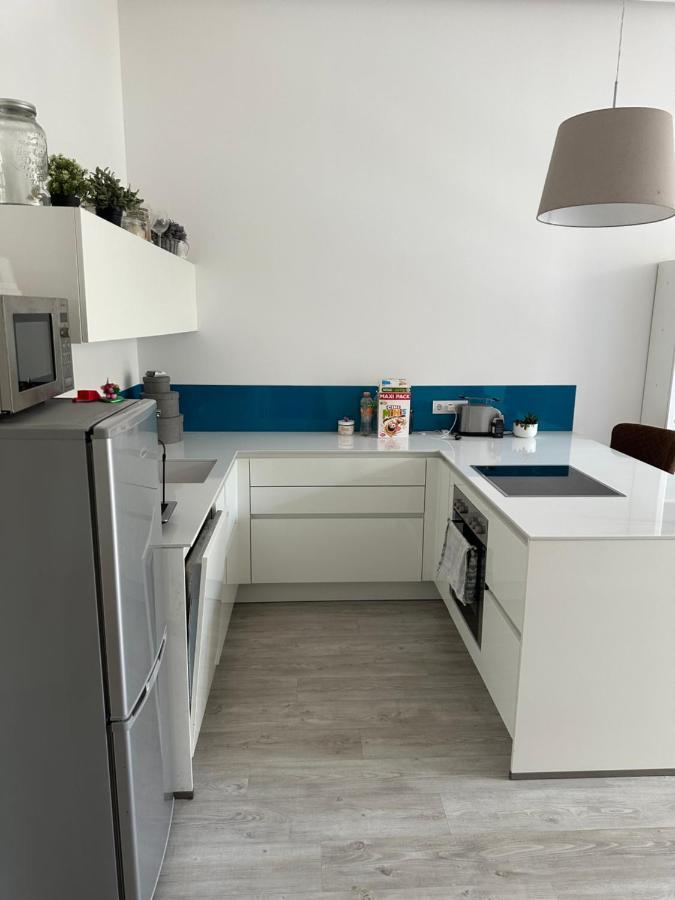 Relax-Wohnung Mit Balkon Ueber Die Weisse Elster Lipsia Esterno foto